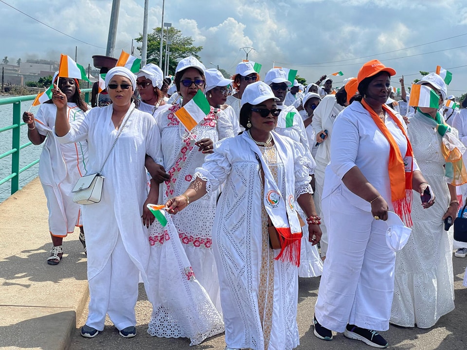 Opération marée blanche pour promouvoir la paix et la cohésion sociale en Côte d’Ivoire.