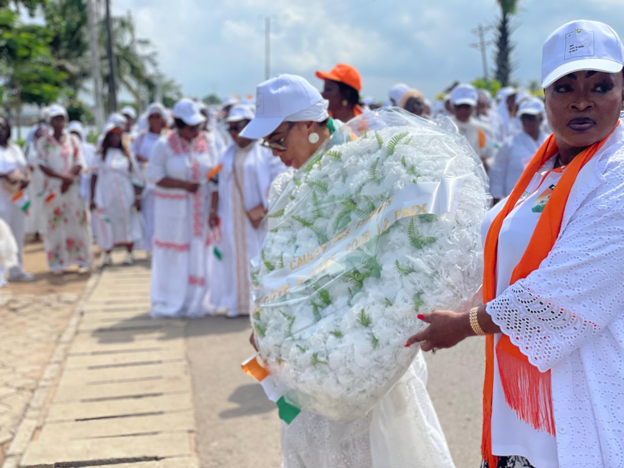 La caravane de la paix et la cohésion sociale en Côte d’Ivoire dans le ville historique de Grand Bassam